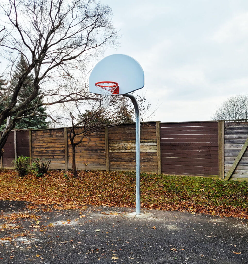 outdoor-basketball-gooseneck-system